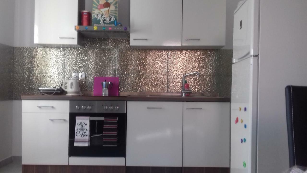 Holiday Home Nora**** Loznati Cres المظهر الخارجي الصورة