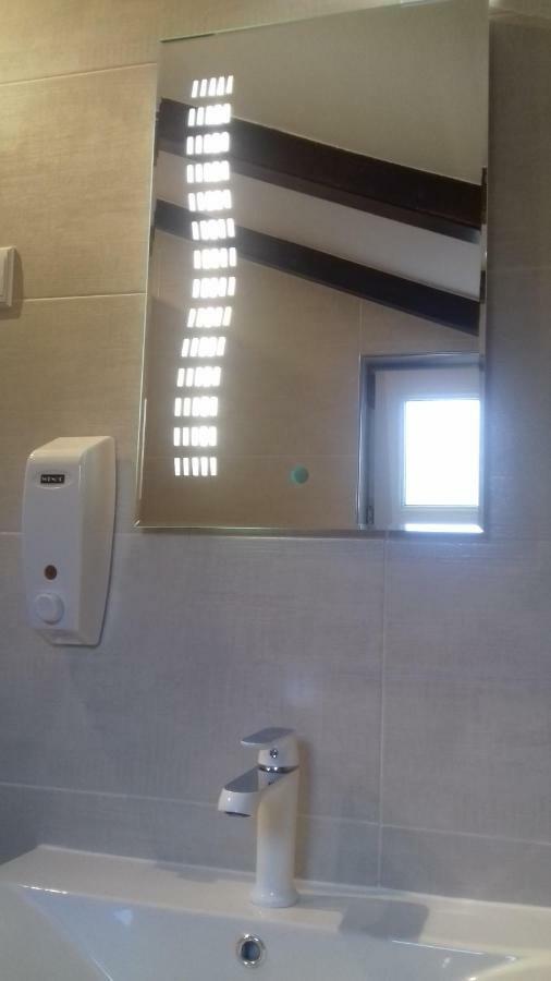 Holiday Home Nora**** Loznati Cres المظهر الخارجي الصورة