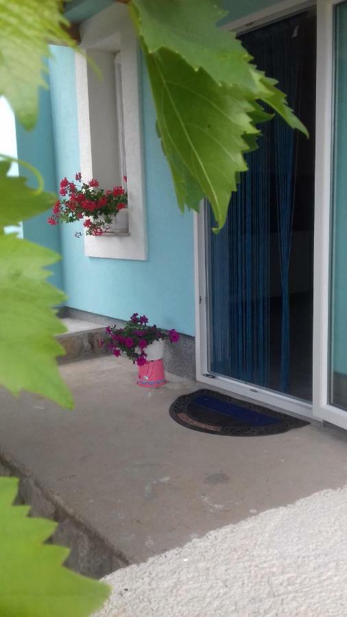 Holiday Home Nora**** Loznati Cres المظهر الخارجي الصورة